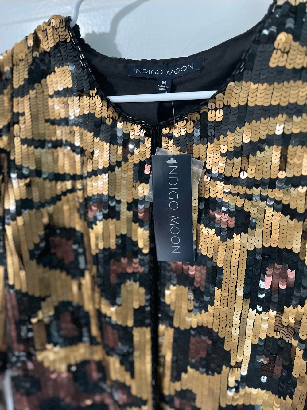 Vintage Indigo Moon Gold & Black Sequin Leopard-Print Top, size M - Picture 3 of 7